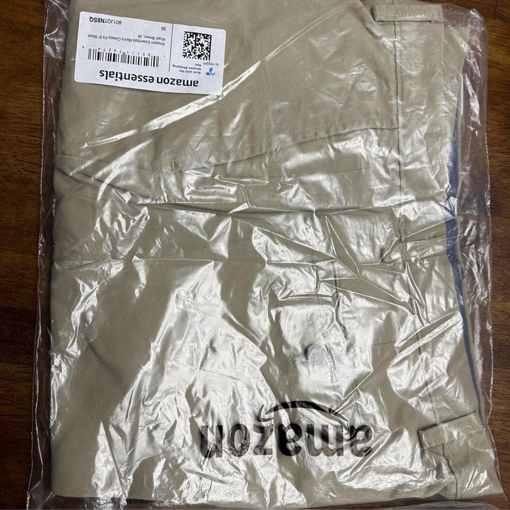 Mens Khaki Shorts.